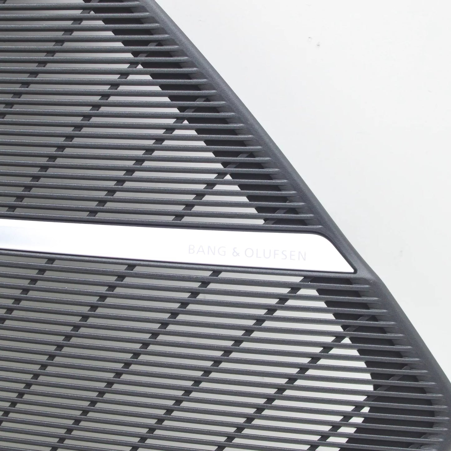 NEW AUDI Q8 RSQ8 FRONT RIGHT DOOR LOUDSPEAKER COVER TRIM 4M8868152A4PK ORIGINAL