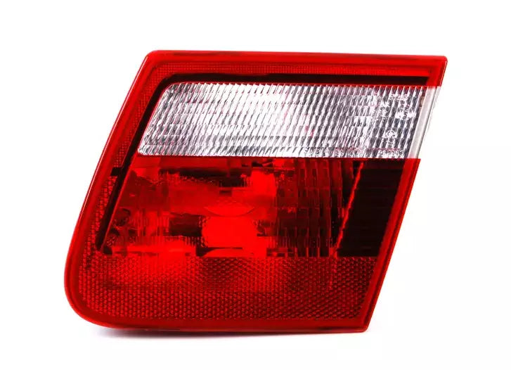 NEW BMW 3 TOURING E46 REAR RIGHT TAIL LIGHT IN TRUNK LID 63218368760 ORIGINAL