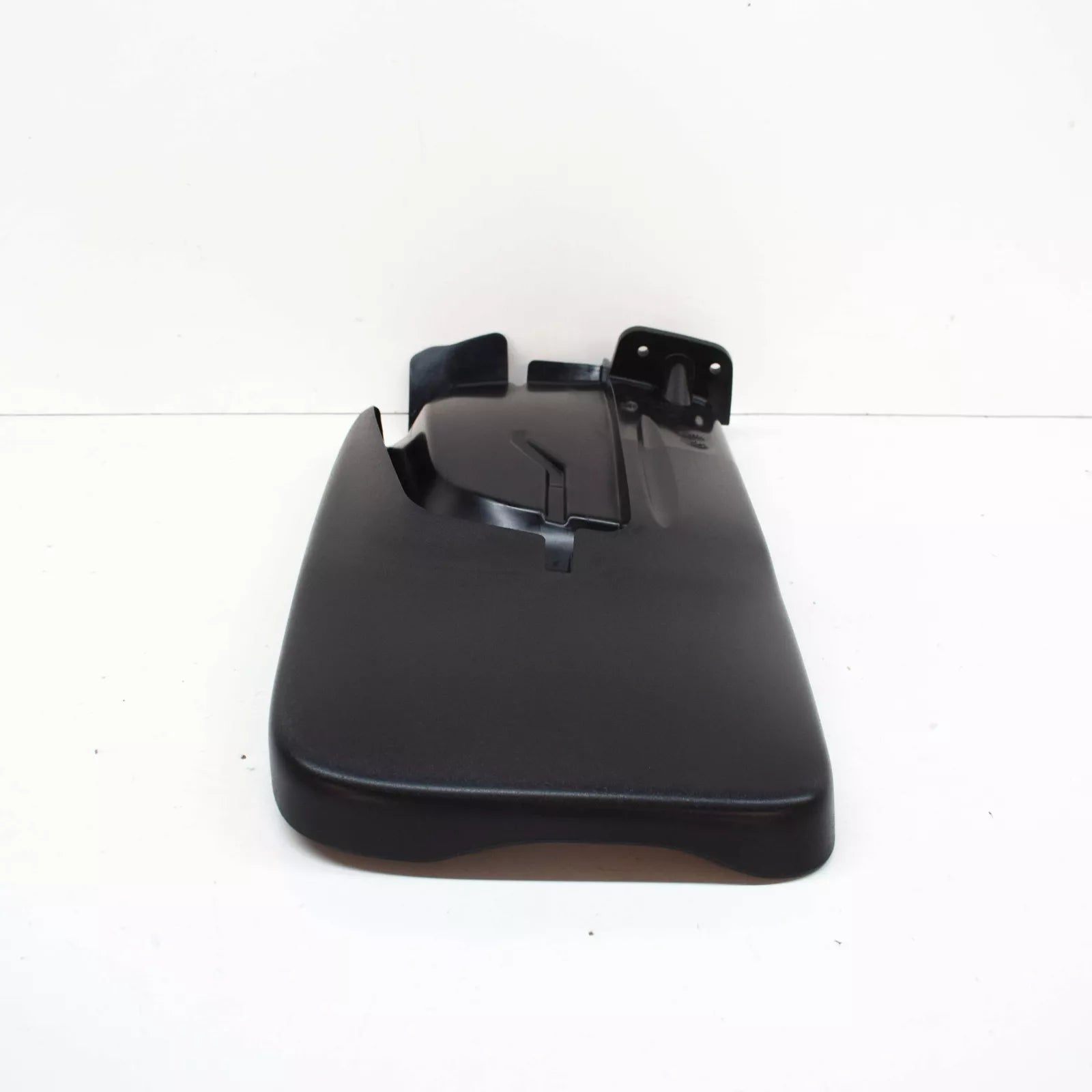 NEW MERCEDES-BENZ SPRINTER W907 REAR LEFT MUDGUARD FLAP A90788912009051