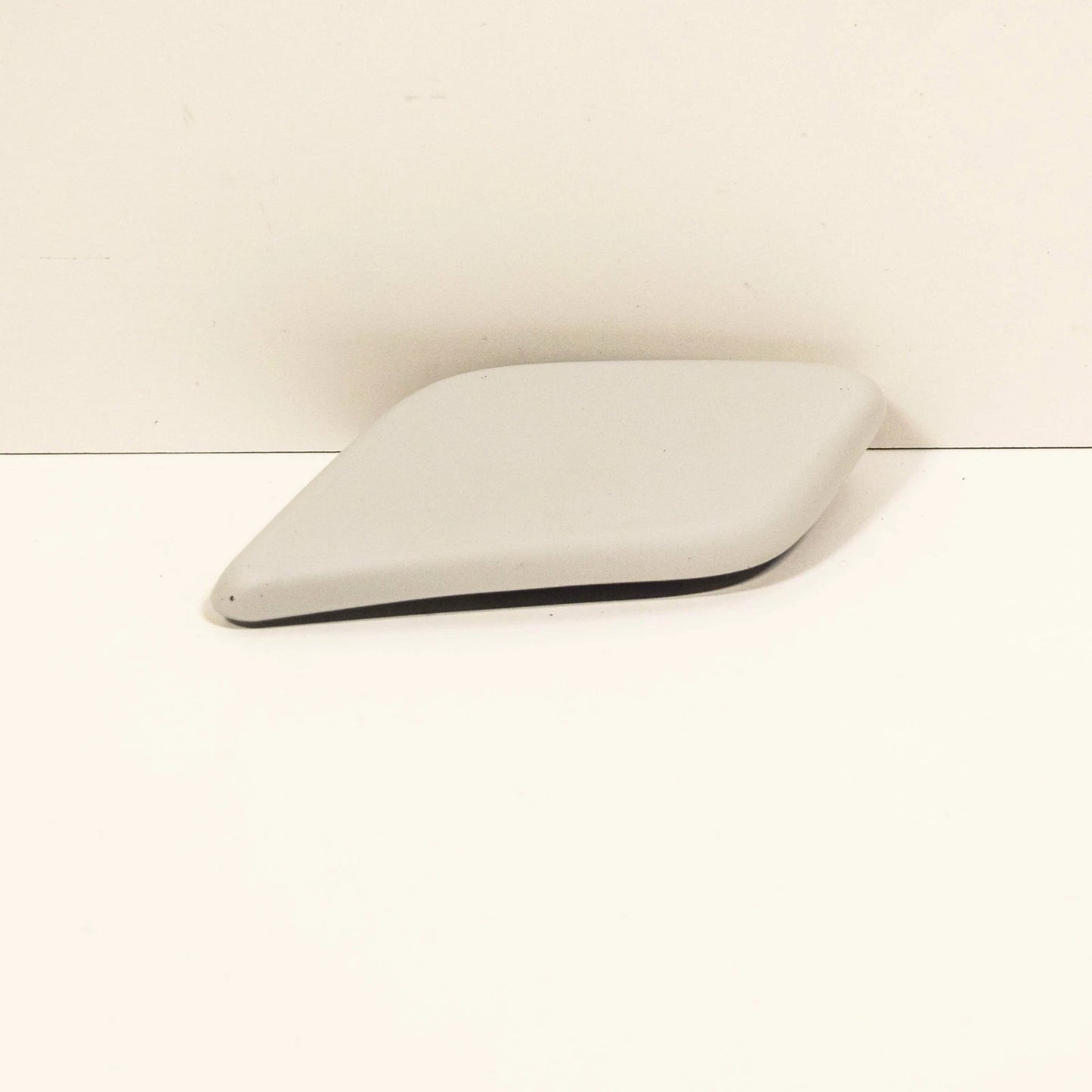 NEW VOLKSWAGEN TIGUAN MK1 LEFT HEADLIGHT WASHER COVER CAP 5N0955109GRU ORIGINAL