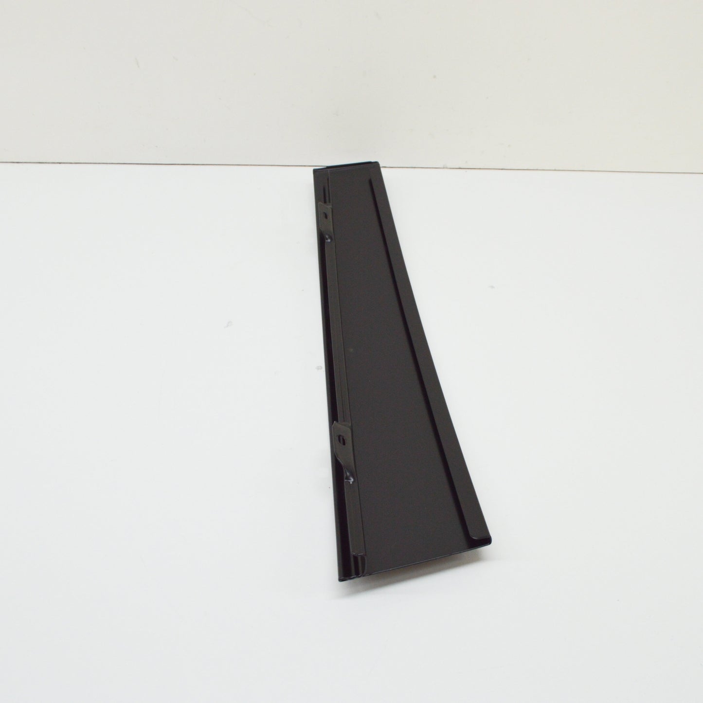 NEW VW GOLF PLUS 5M RIGHT DOOR WINDOW FRAME TRIM 5M083790203C ORIGINAL
