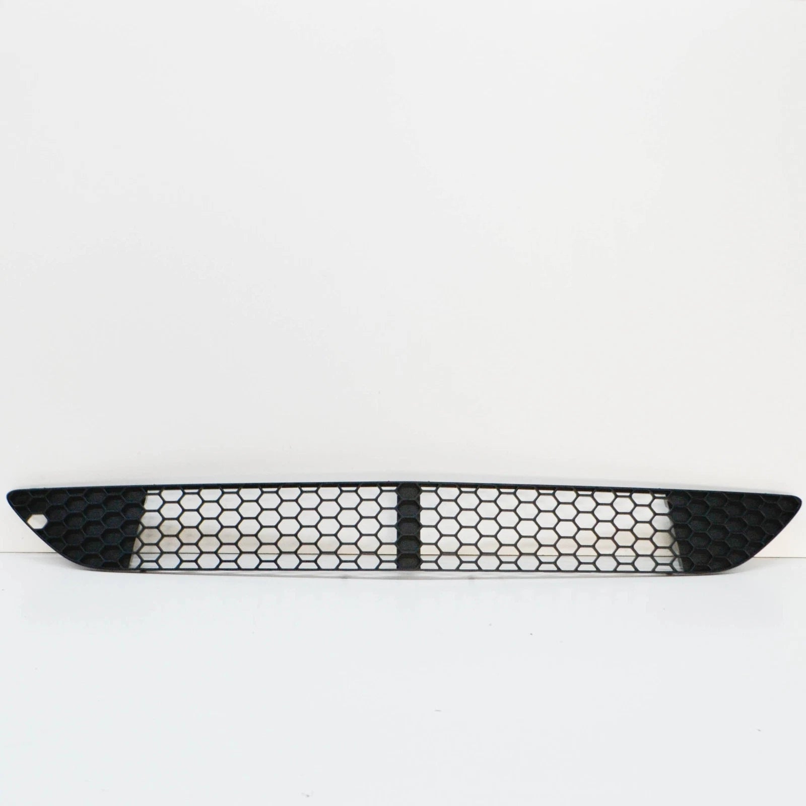 NEW MB S-CLASS W221 FRONT BUMPER AMG LOWER CENTER GRILLE A2218850053 ORIGINAL