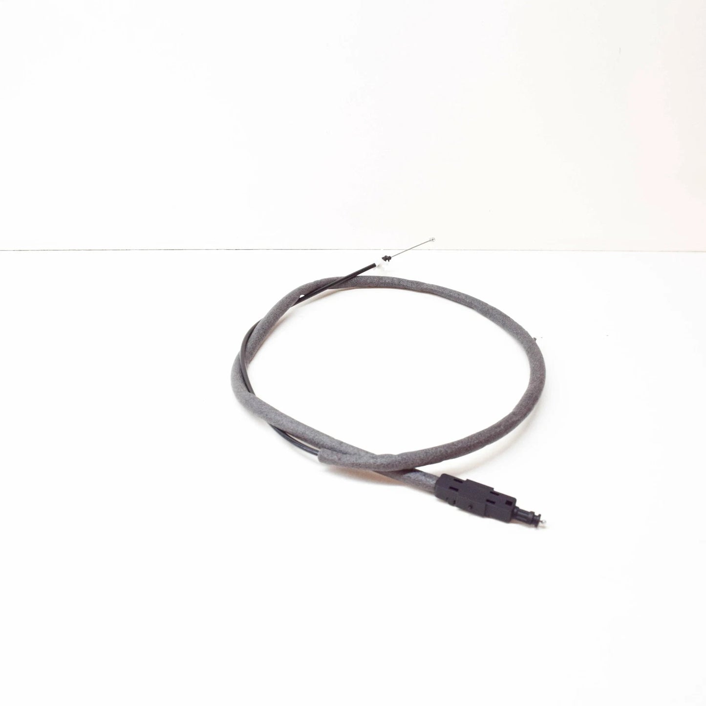 NEW MB SPRINTER 906 LEFT SLIDING DOOR RELEASE CABLE A9067603204 ORIGINAL