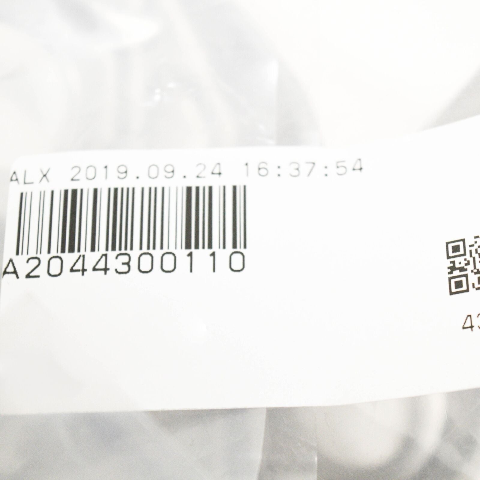 NEW MERCEDES-BENZ C-CLASS W204 ABS PUMP BRACKET A2044300110 ORIGINAL