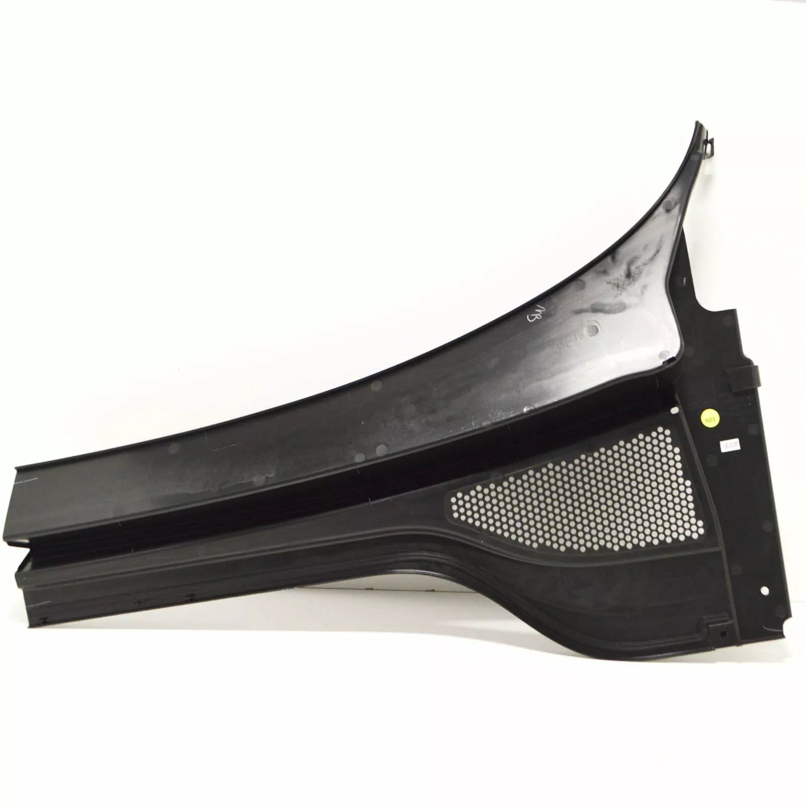 NEW VOLKSWAGEN ATLAS FRONT WIPER COWL TRIM RIGHT PART LHD 3CN819404D9B9 ORIGINAL