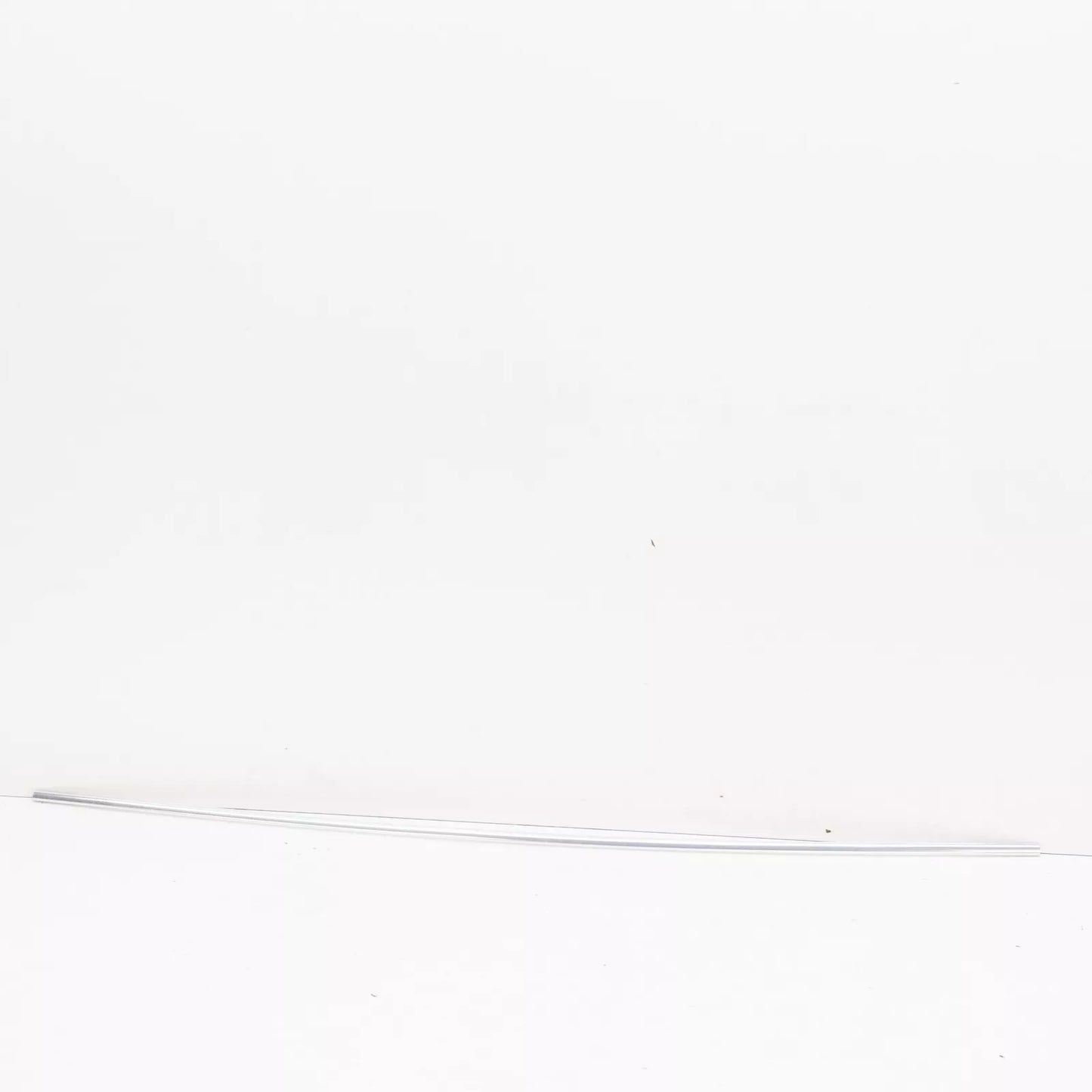 NEW BMW 5 E28 REAR UPPER WINDOW MOLDING 51311820623 1820623 ORIGINAL