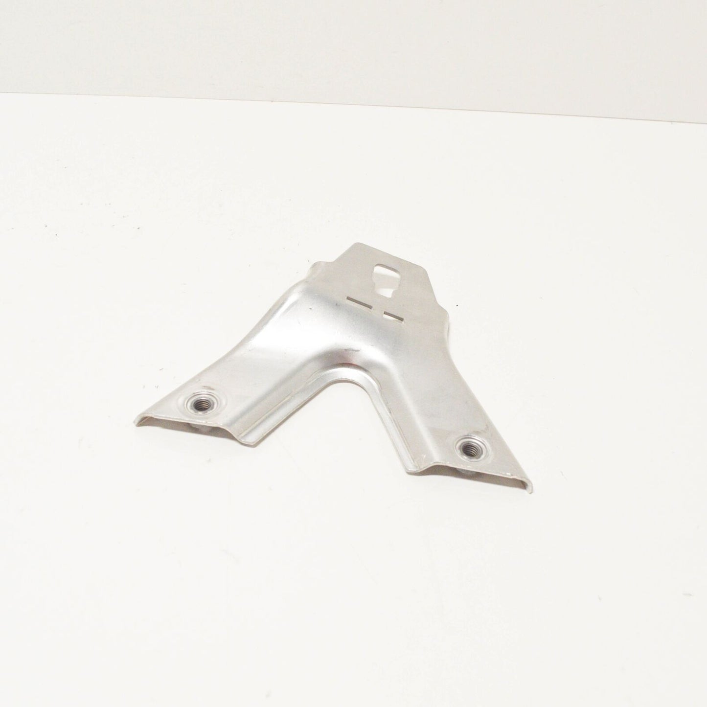 NEW MB E W213 FRONT LEFT BOTTOM CROSS MEMBER STRUT A2536201600 ORIGINAL