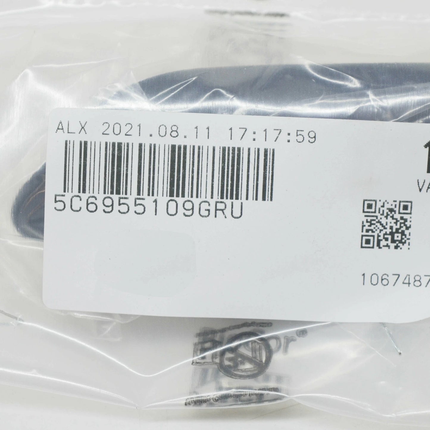 NEW VW JETTA A6 LEFT SIDE HEADLAMP WASHER COVER CAP 5C6955109GRU ORIGINAL