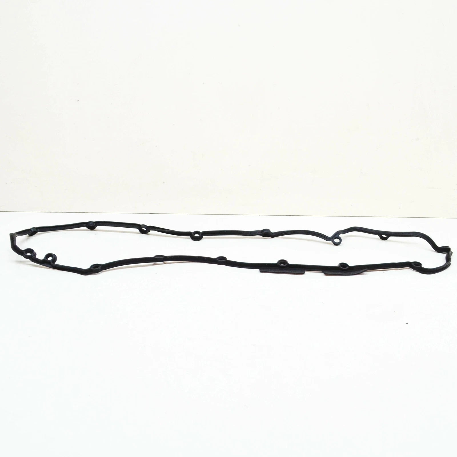 NEW BMW M5 E60 CYLINDER HEAD PROFILE GASKET 11127834111 ORIGINAL