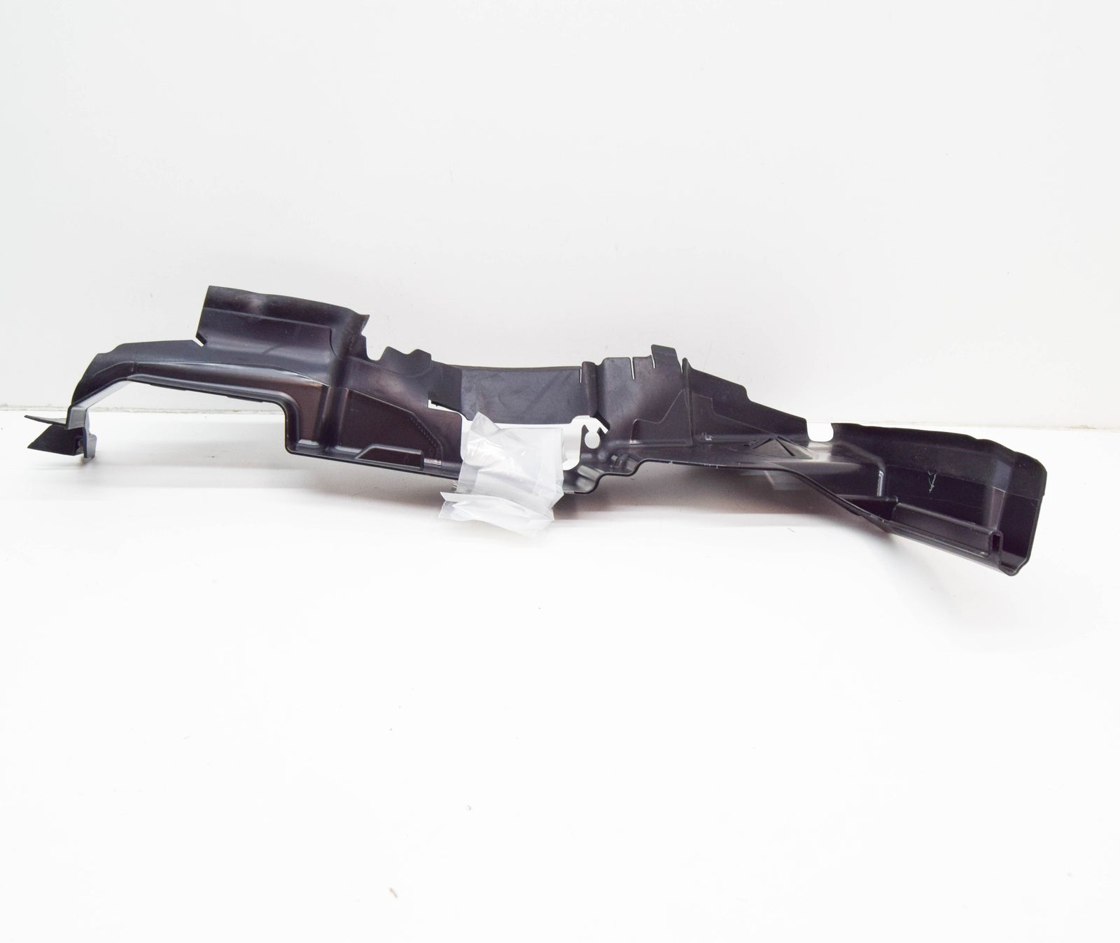 NEW AUDI Q2 GA RIGHT RADIATOR AIR DUCT 81A121284R ORIGINAL