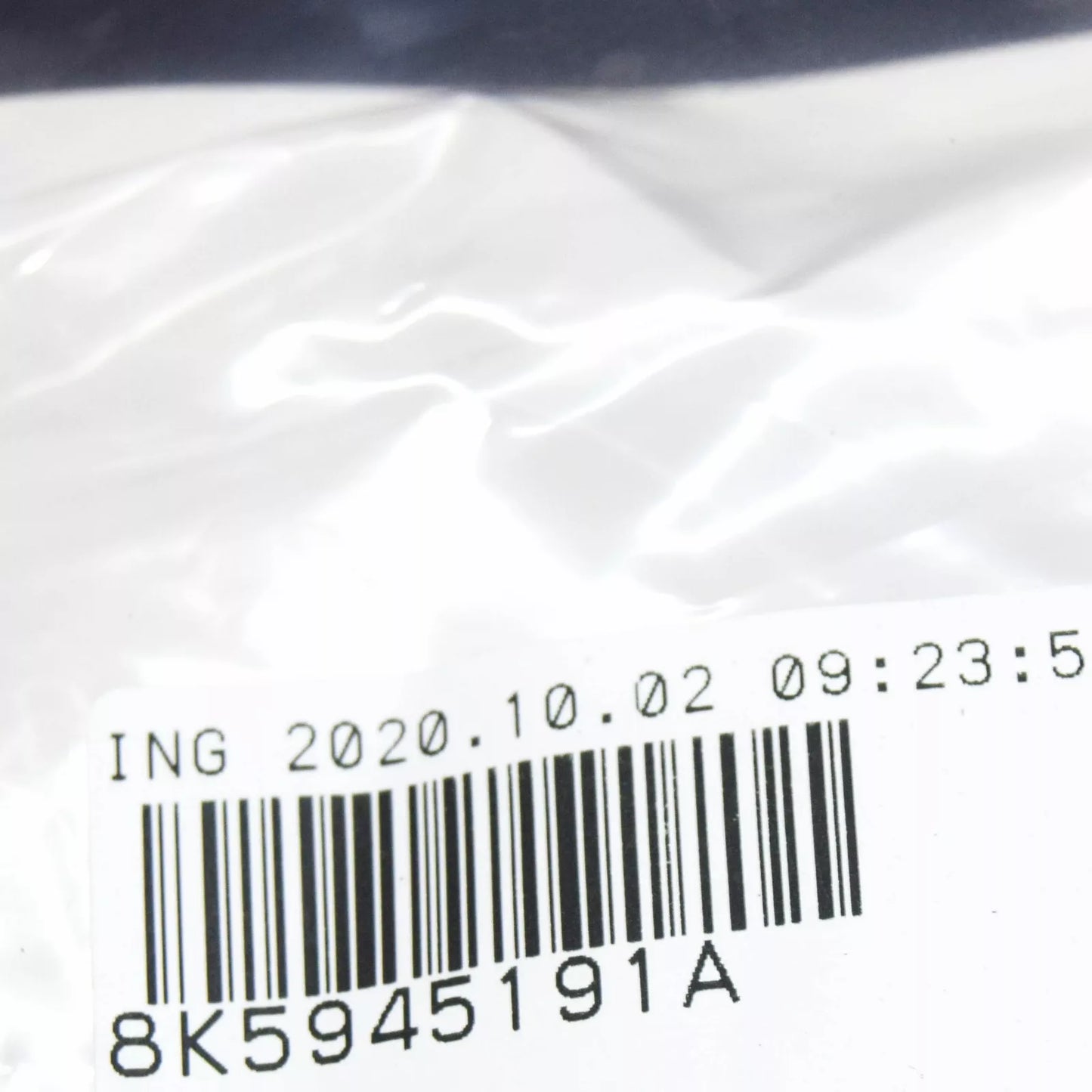 NEW AUDI A4 B8 REAR LEFT INNER TAIL LIGHT SEAL 8K5945191A ORIGINAL