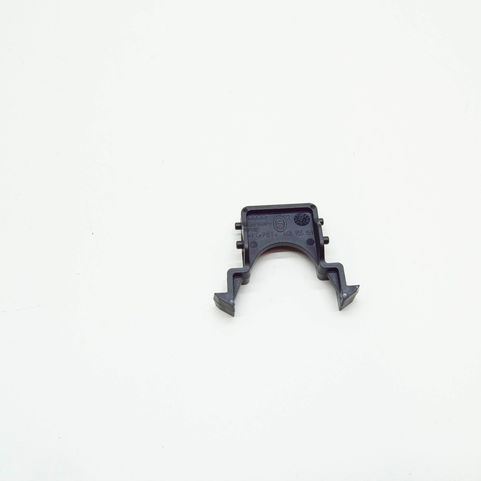 new audi q2 ga front bumper headlight washer nozzle bracket 4g8955159 original