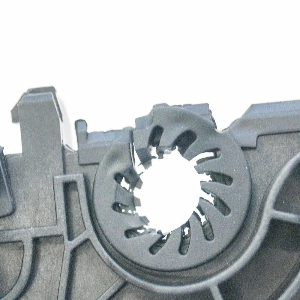 NEW MERCEDES BENZ S CLASS S63 AMG OIL COOLER BRACKET A2175050040