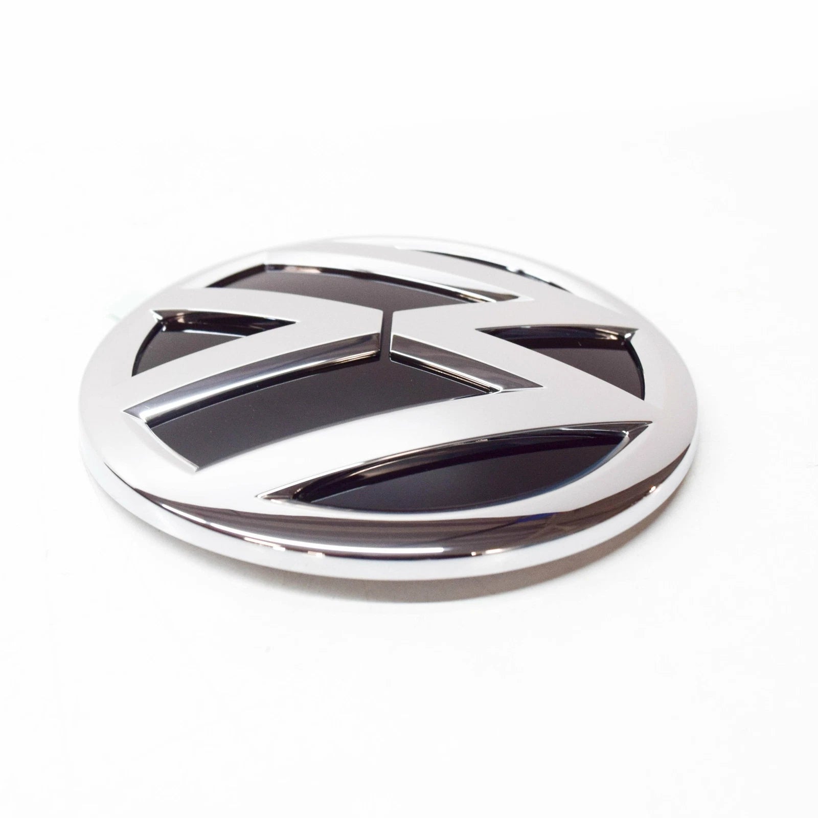 NEW VOLKSWAGEN TIGUAN AD MK2 REAR VW EMBLEM BADGE 5NA853630FOD