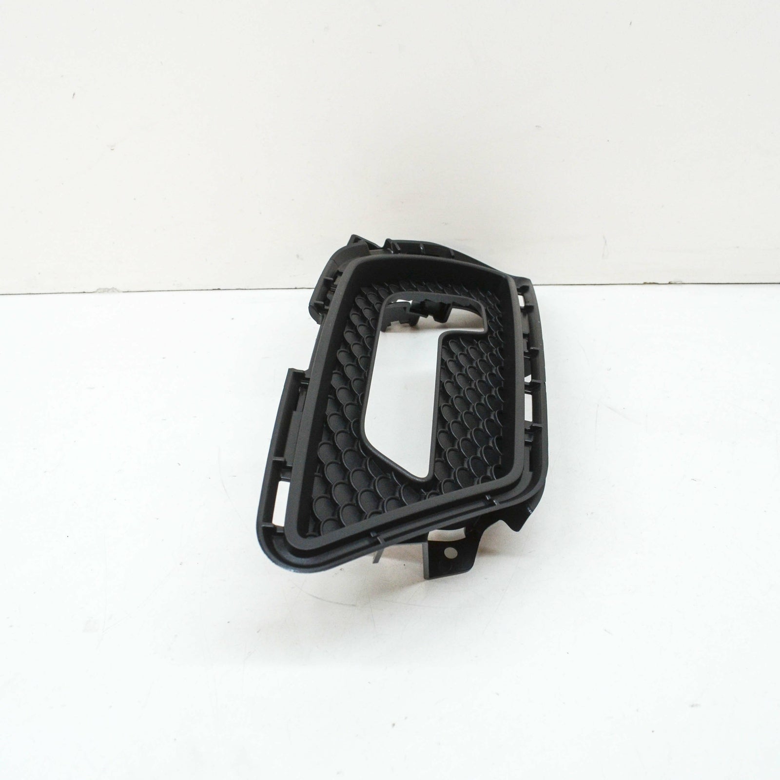 NEW MERCEDES-BENZ E C207 FRONT BUMPER LEFT GRILLE COVER A2078850353 ORIGINAL