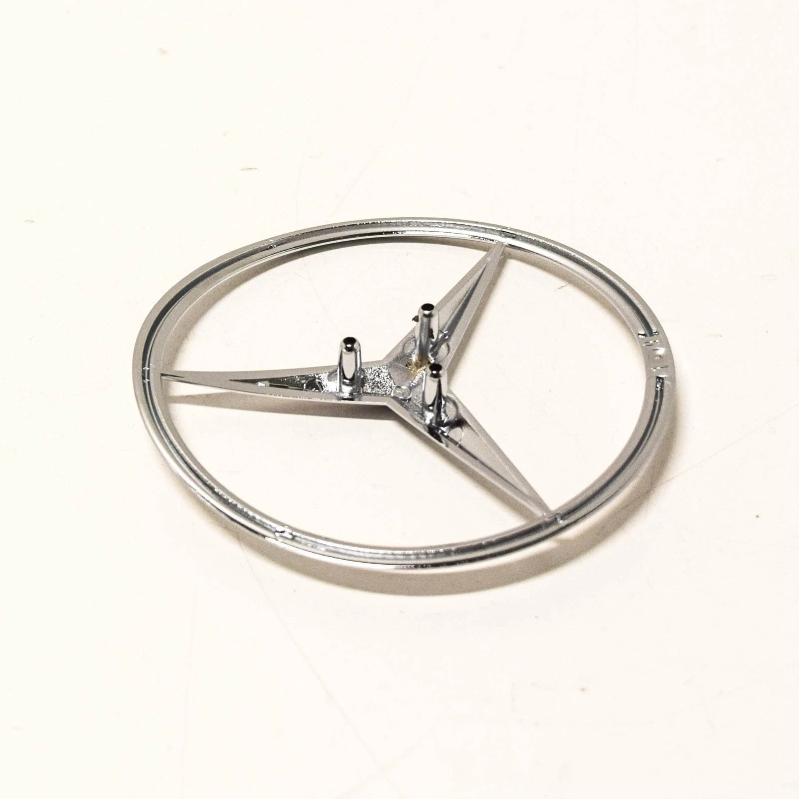 NEW MERCEDES BENZ S-CLASS W220 BOOT TRUNK LID BADGE EMBLEM A2207580058