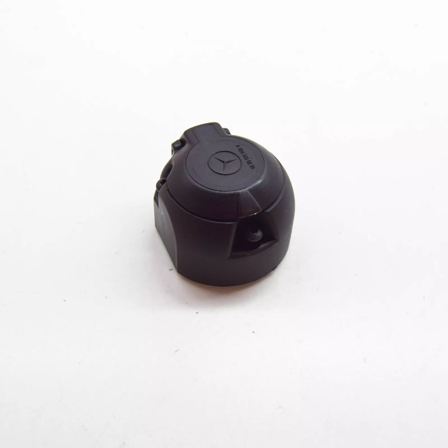 NEW MERCEDES-BENZ C W204 TRAILER COUPLING CONTACT SOCKET A0245450226 ORIGINAL