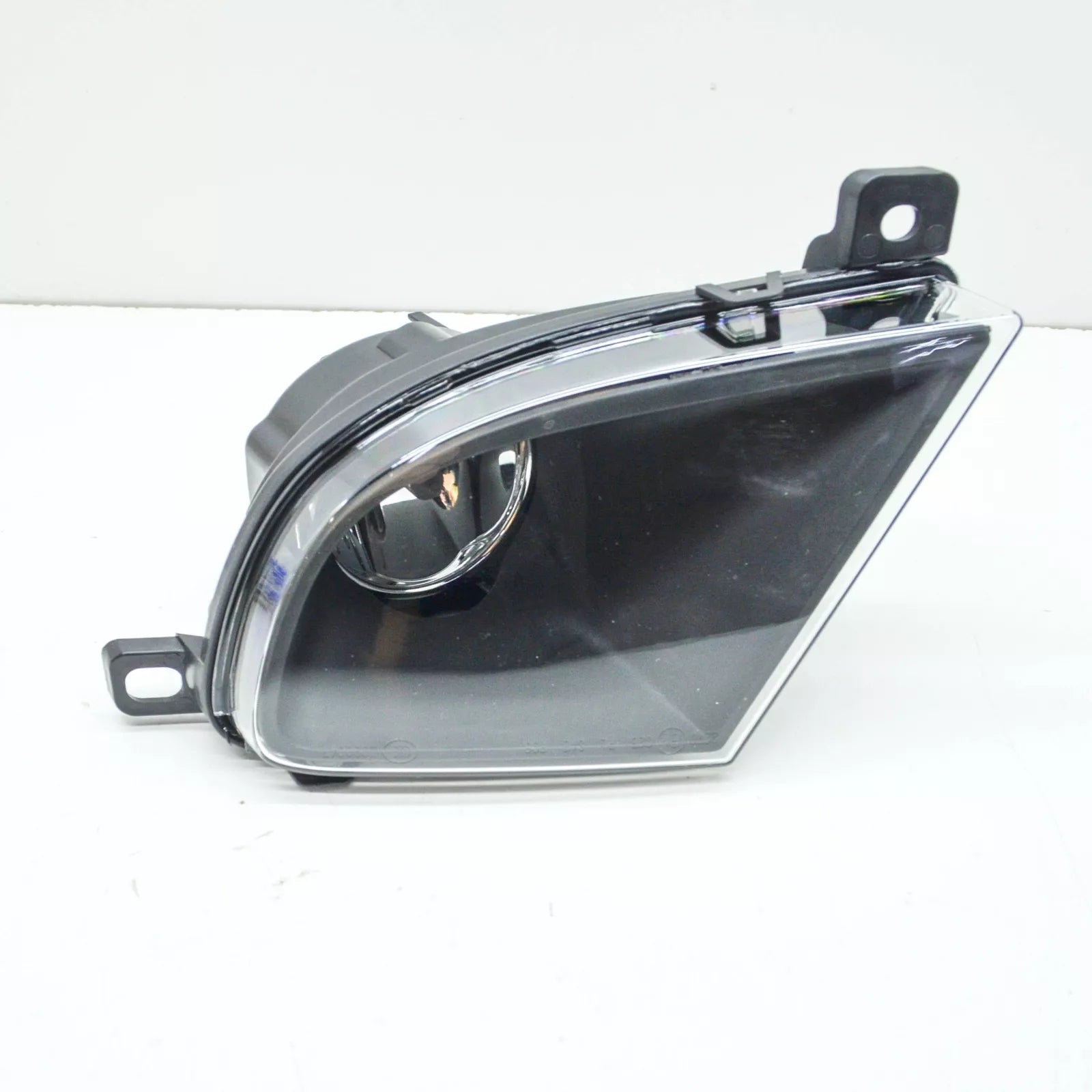 NEW BMW 5 E60 FRONT LEFT FOG LIGHT 63177177711 ORIGINAL