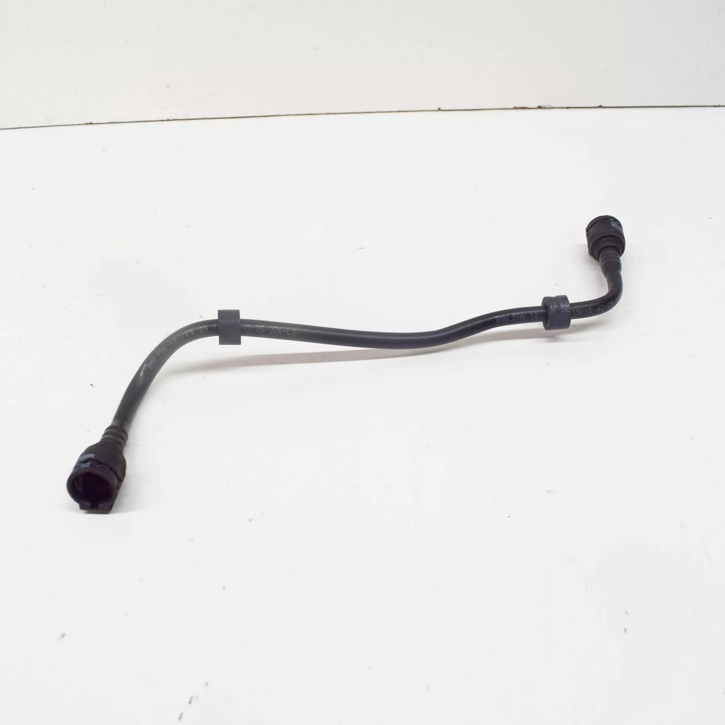 NEW BMW 5 G30 RIGHT WATER RADIATOR COOLANT HOSE 17128598387 ORIGINAL