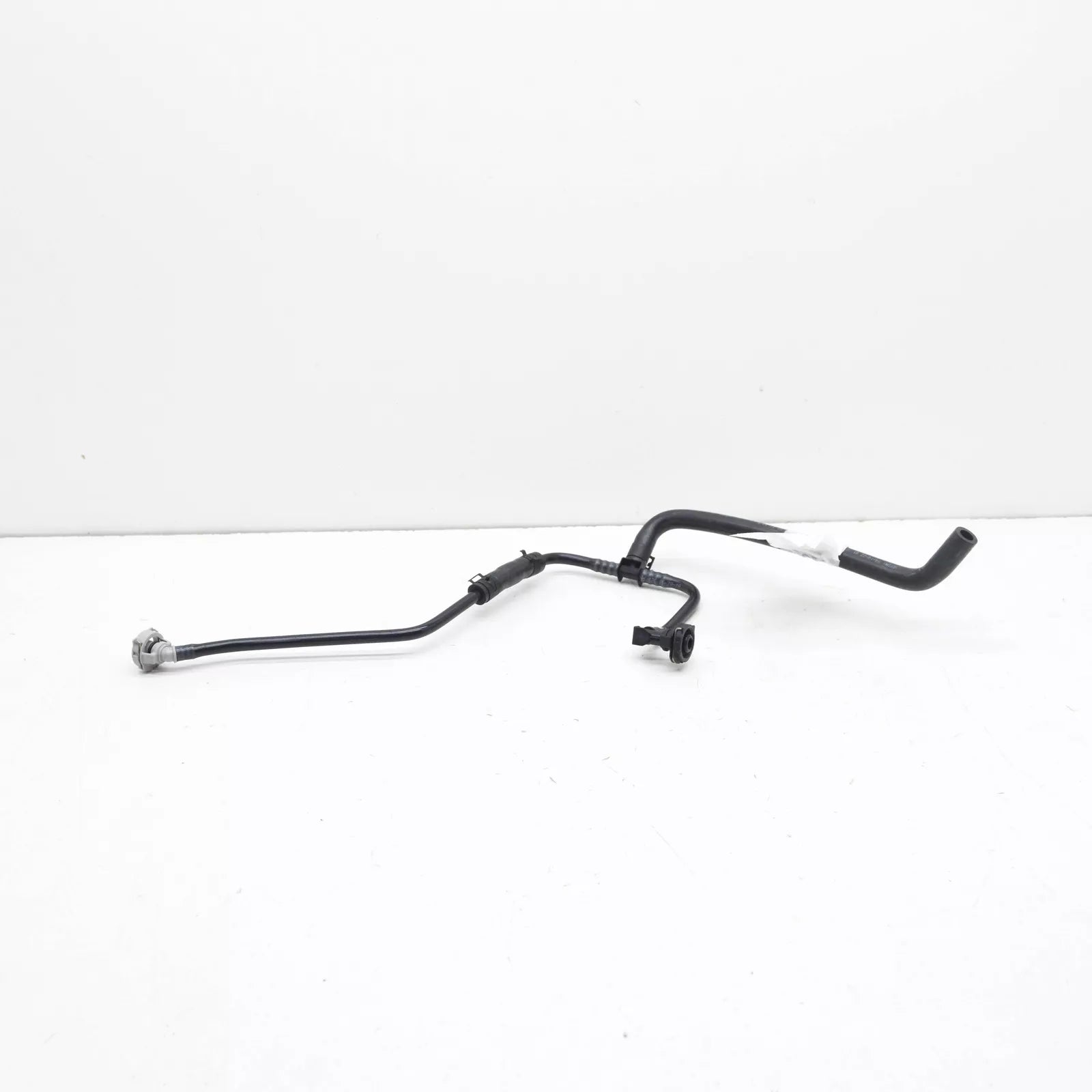 NEW AUDI A6 AVANT C7 REAR UPPER OWERFLOW COOLANT HOSE 4G0121081EP ORIGINAL