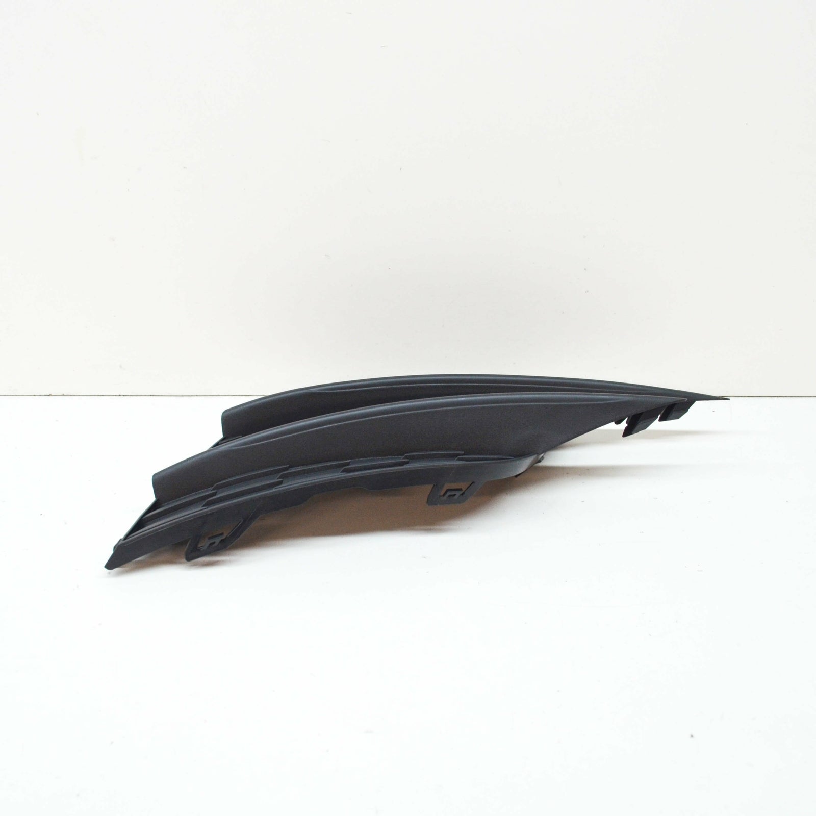 NEW MB B SPORTS TOURER W247 FRONT RIGHT BOTTOM RIGHT COVER A2478851002 ORIGINAL