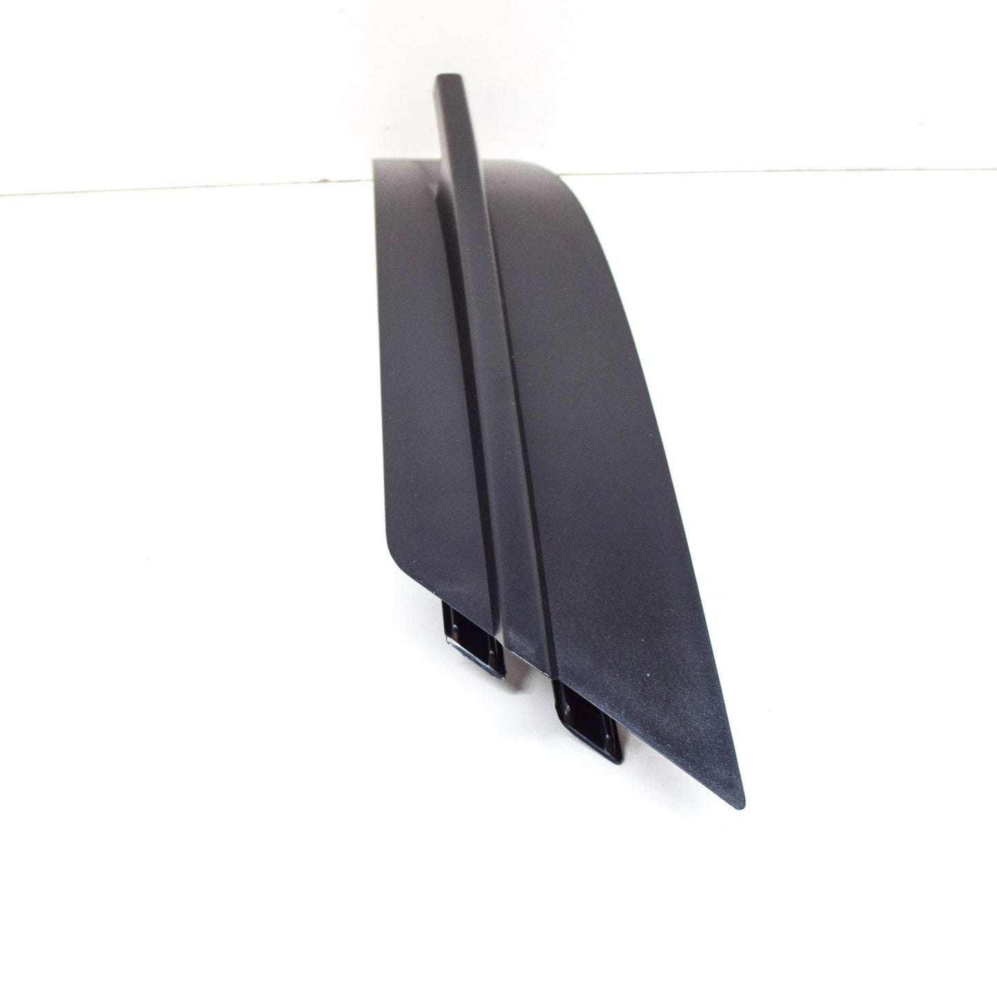 NEW VW CRAFTER FLATBED SZ FRONT RIGHT BUMPER GRILLE 7C08072469B9