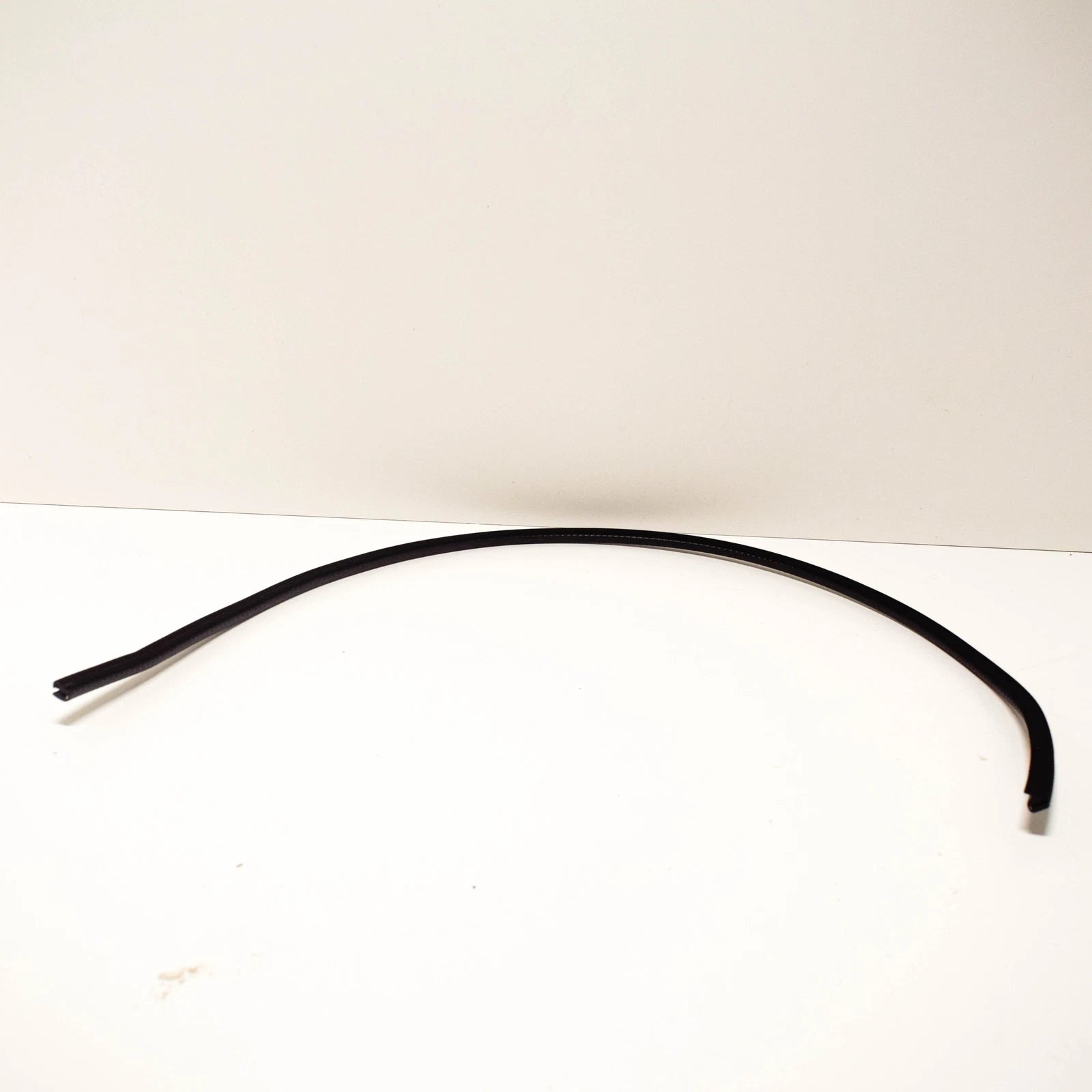 NEW BMW 5 E28 SUNROOF GASKET SEAL 54121870086 1870086 ORIGINAL