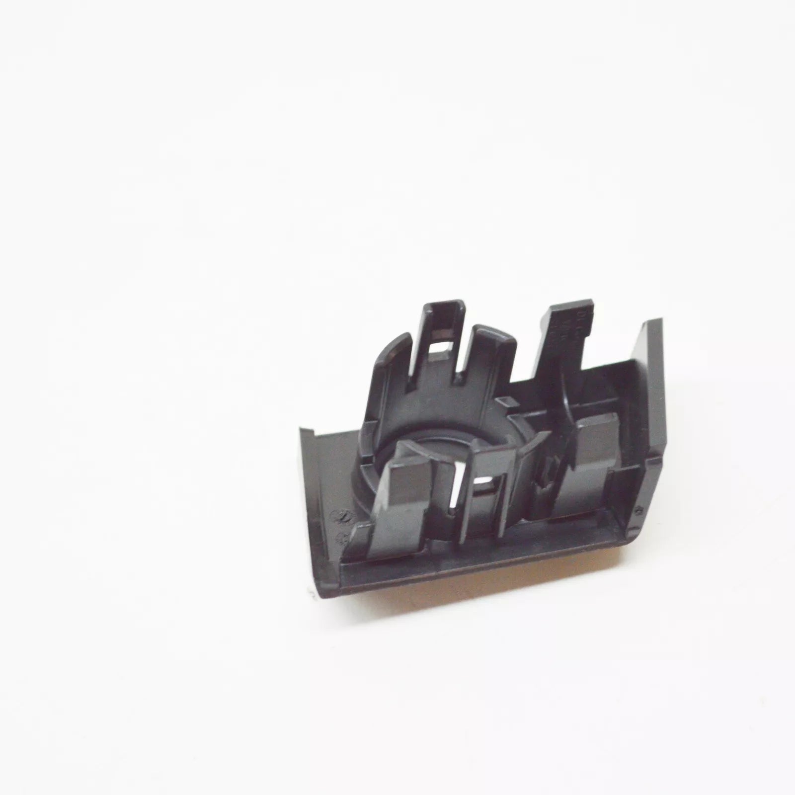 NEW AUDI A3 8V RADIATOR GRILLE RIGHT PARK SENSOR SUPPORT 8V3919268FRU6