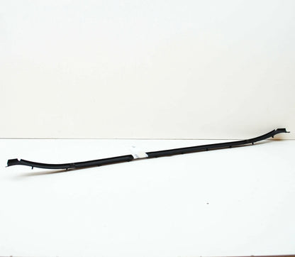 NEW AUDI Q2 GA FRONT BONNET HOOD ENGINE CENTER RUBBER SEAL 81A823124 ORIGINAL