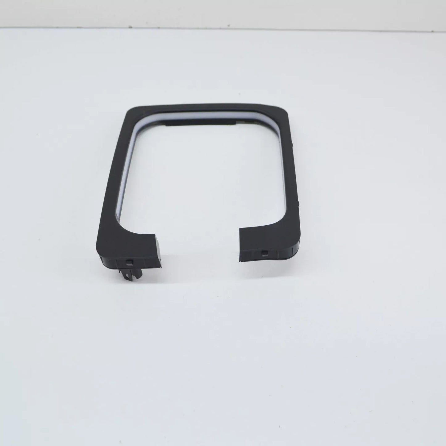 NEW BMW I3 I01 LIGHT UNIT CHARGING SOCKET COVER 63217334639 7334639 ORIGINAL