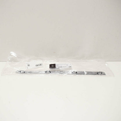 NEW MB GLA X156 FRONT BUMPER RIGHT DECORATIVE STRIP CHROME TRIM A1568851021