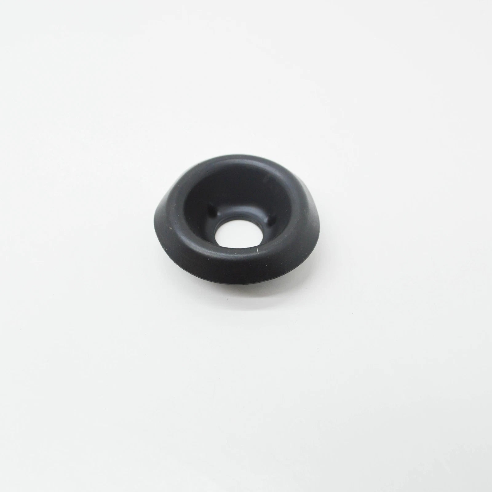 NEW AUDI A4 AVANT B7 ENGINE COVER GROMMET 03G103638A ORIGINAL