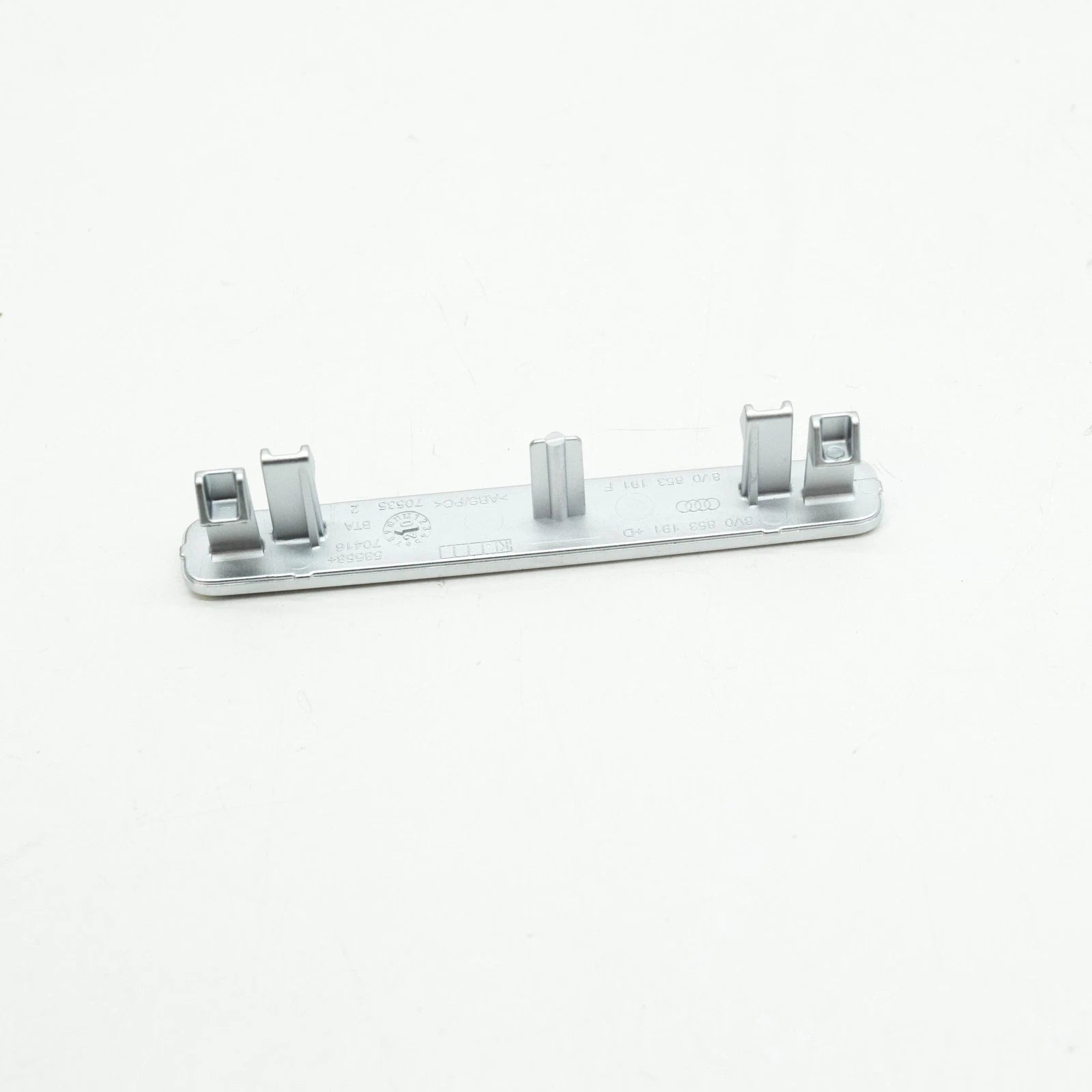 NEW AUDI A3 8V INTERIOR GLOVE BOX AUDI RINGE BADGE TRIM 8V0853191F3Q7 ORIGINAL