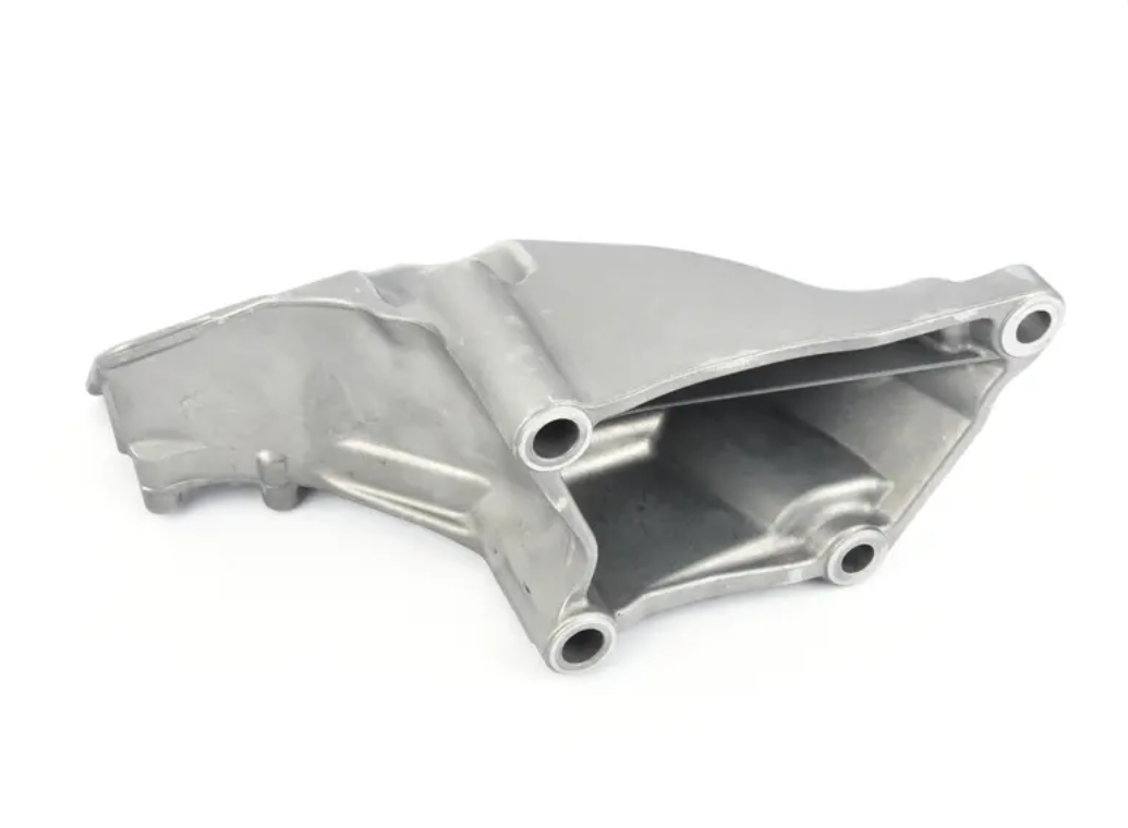 new bmw x5 f15, f85 front right engine mount bracket 22116882036 6882036