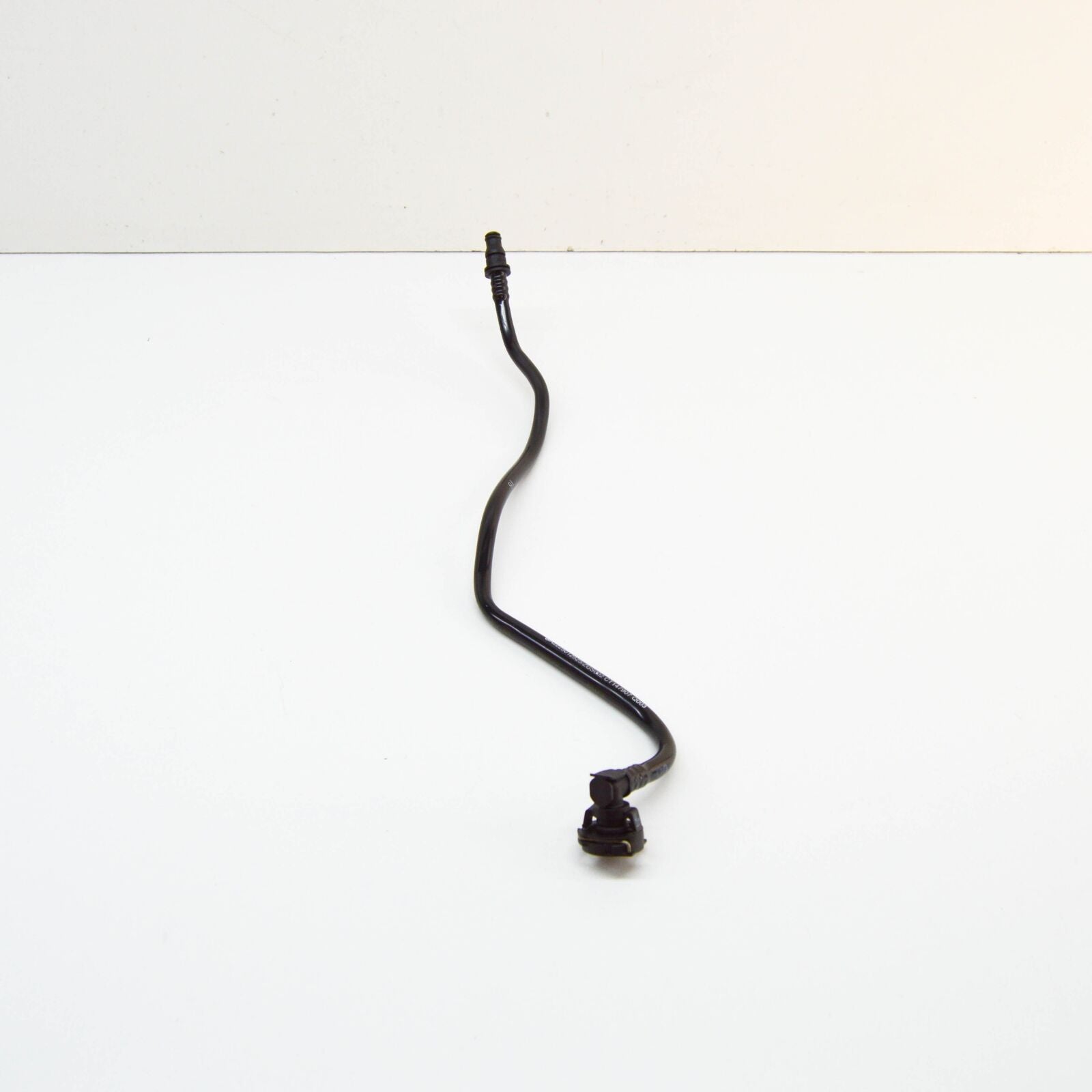 NEW MERCEDES-BENZ S-CLASS W222 COOLANT TANK LINE A2225012825 ORIGINAL