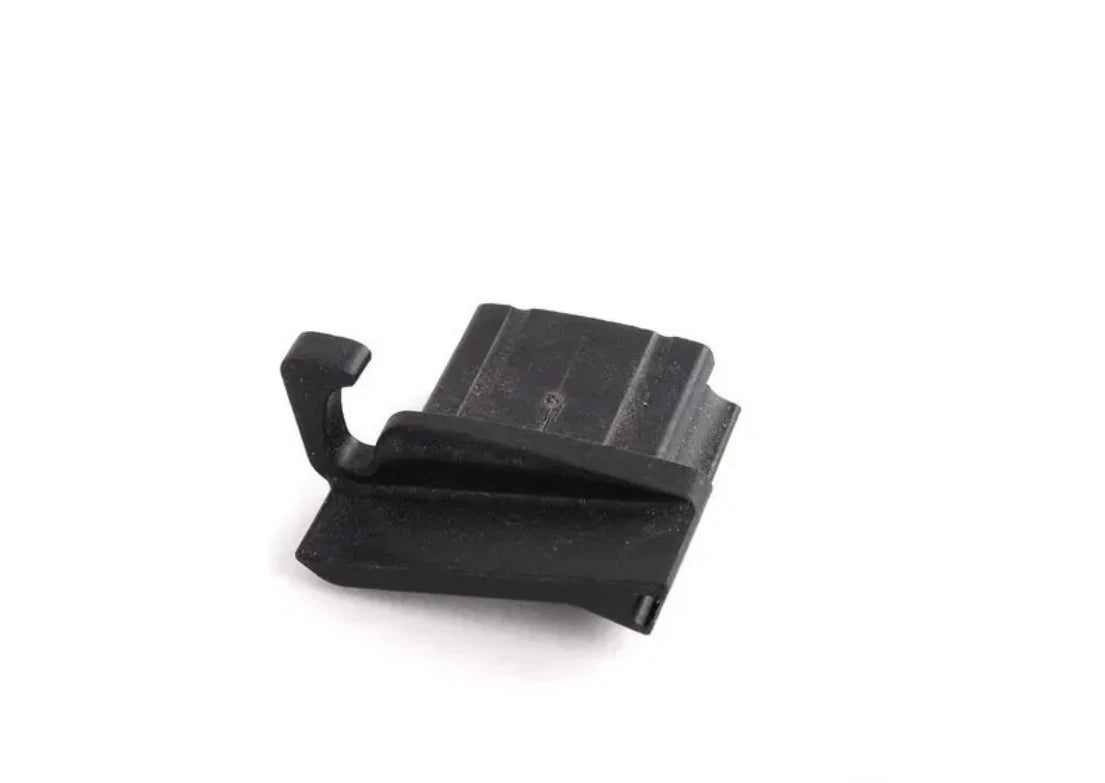 NEW BMW X3 E83 RIGHT ROOF STRIP TRIM 51133413250 3413250 ORIGINAL