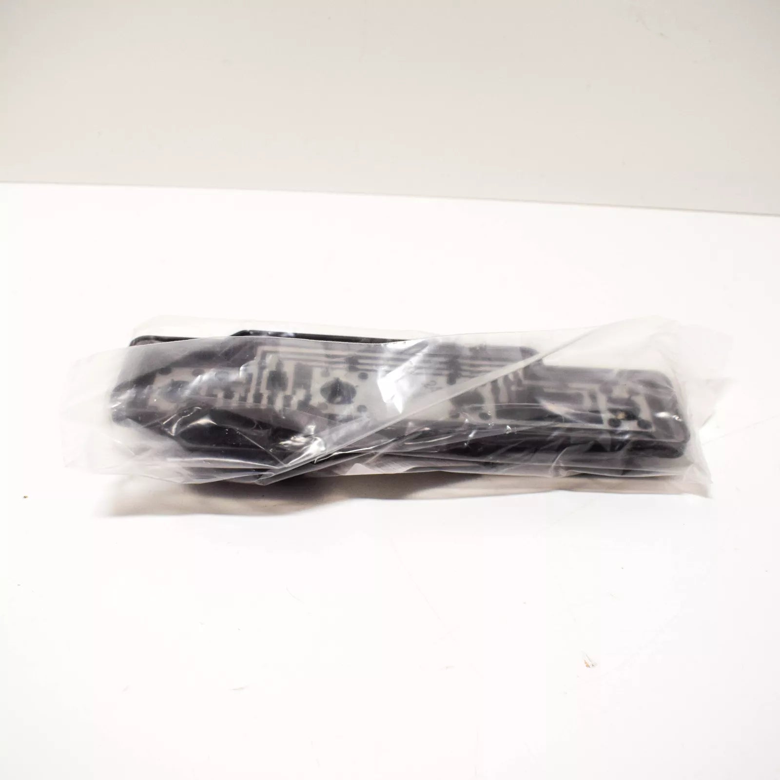 NEW VOLKSWAGEN CADDY MK3 2K REAR LEFT TAIL LIGHT BULB BRACKET 2K5945257A