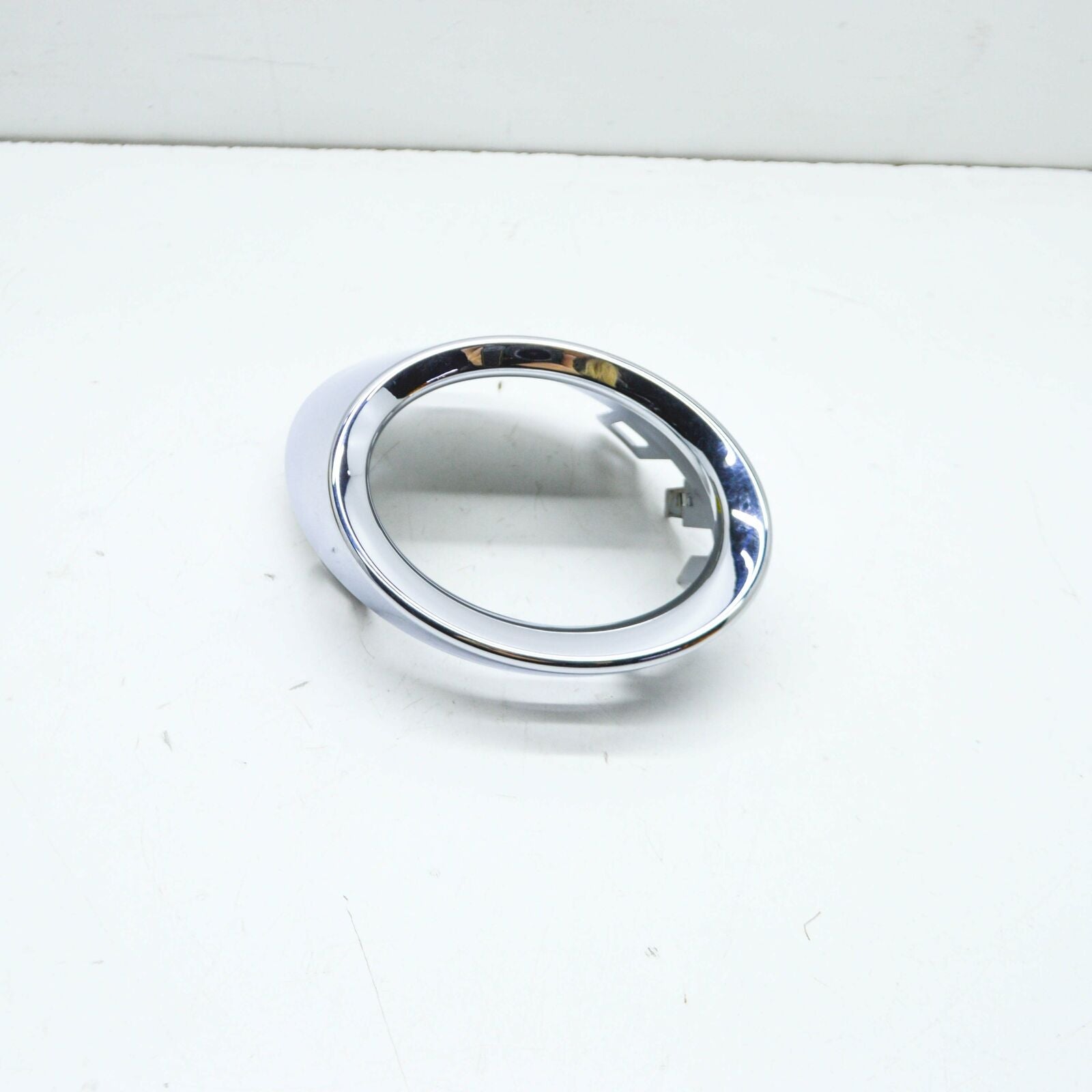 NEW AUDI Q5 80A REAR BUMPER RIGHT OUTER EXHAUST TRIM CHROME 80A8079522ZZ