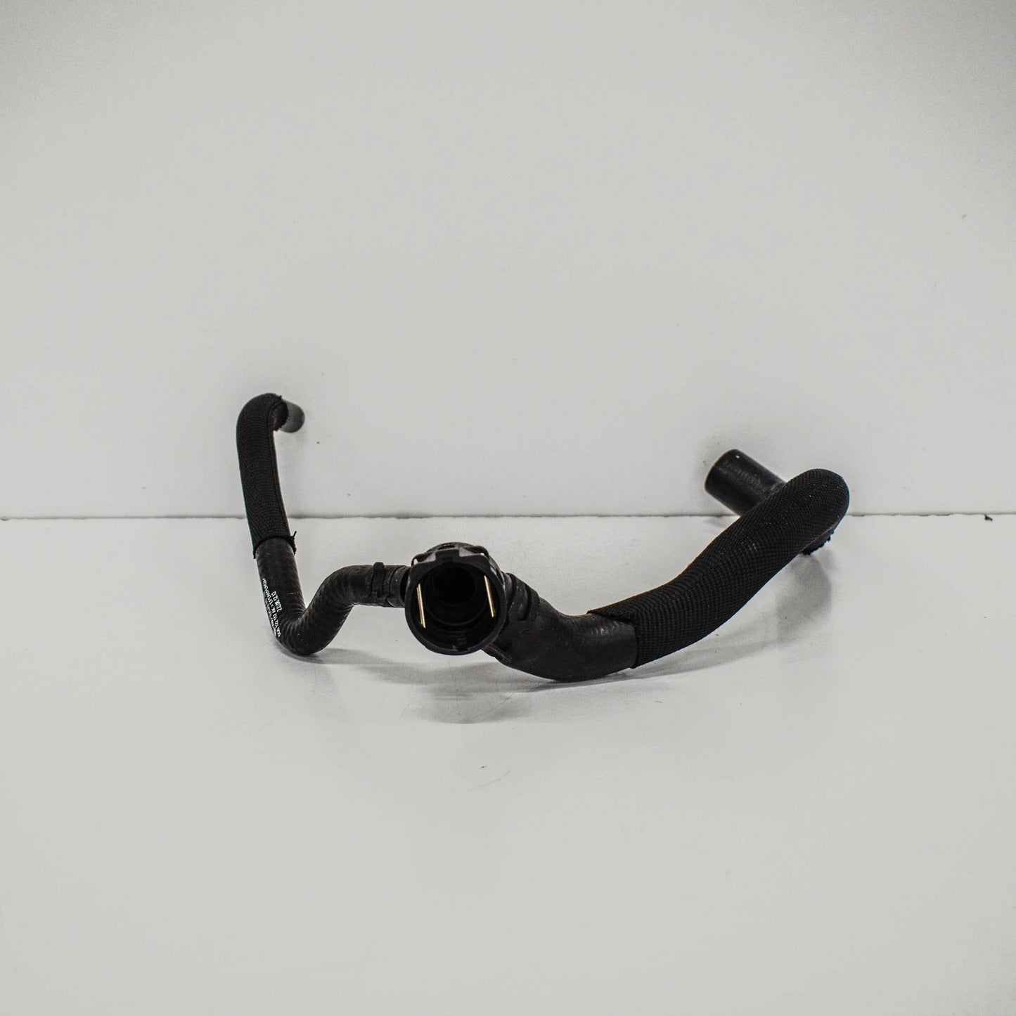 NEW AUDI A3 8V COOLANT PIPE HOSE 5Q0122157AK