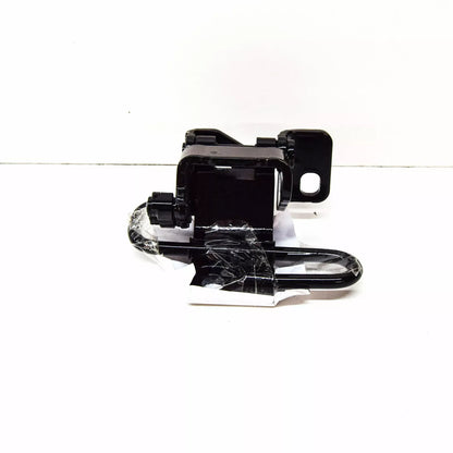 NEW VOLKSWAGEN GOLF MK5 FRONT RIGHT DOOR LOWER HINGE 1K0831412Q ORIGINAL