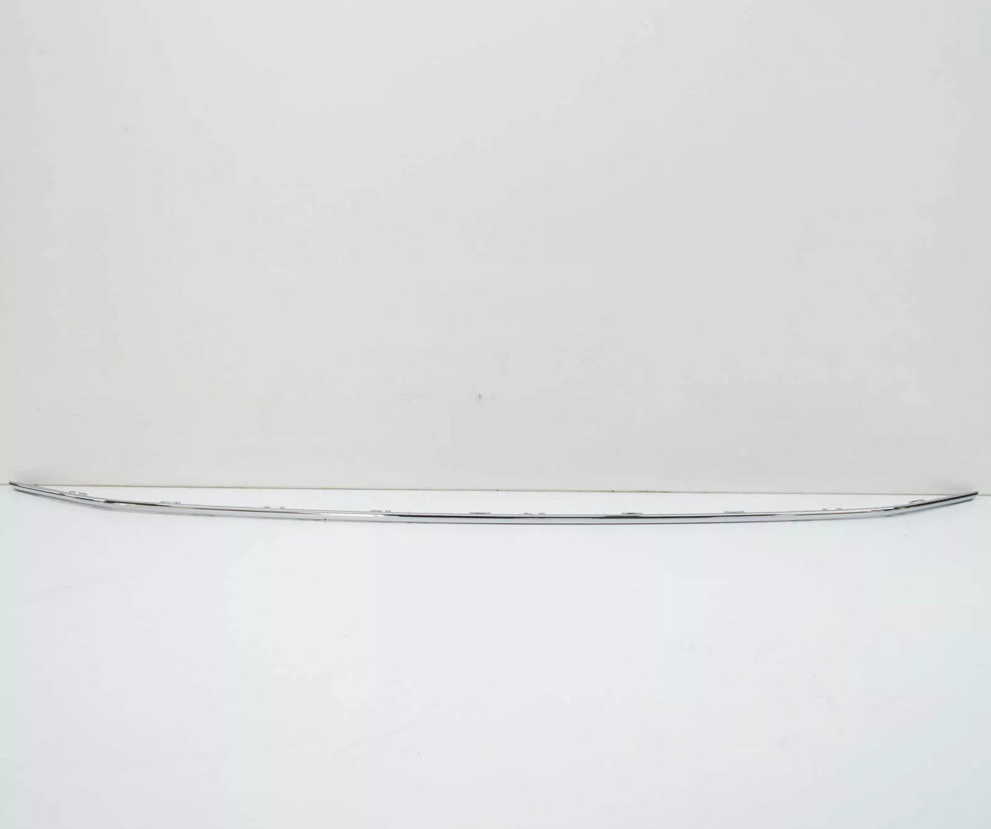 NEW VW TIGUAN AD/BW 2 FRONT BUMPER CENTER MOLDING TRIM 5NA8531012ZZ ORIGINAL