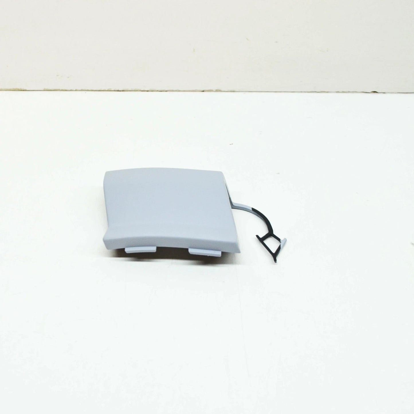 NEW VOLKSWAGEN TRANSPORTER T6 FRONT BUMPER TOW EYE COVER 7E5807241GRU