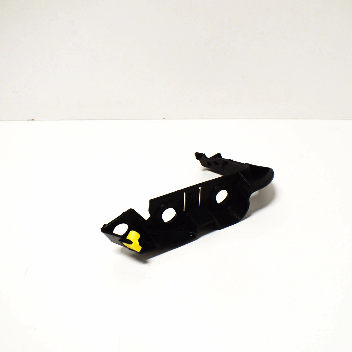 NEW AUDI A5 8W6 FRONT RIGHT UPPER BUMPER GUIDE 8W6807284 ORIGINAL