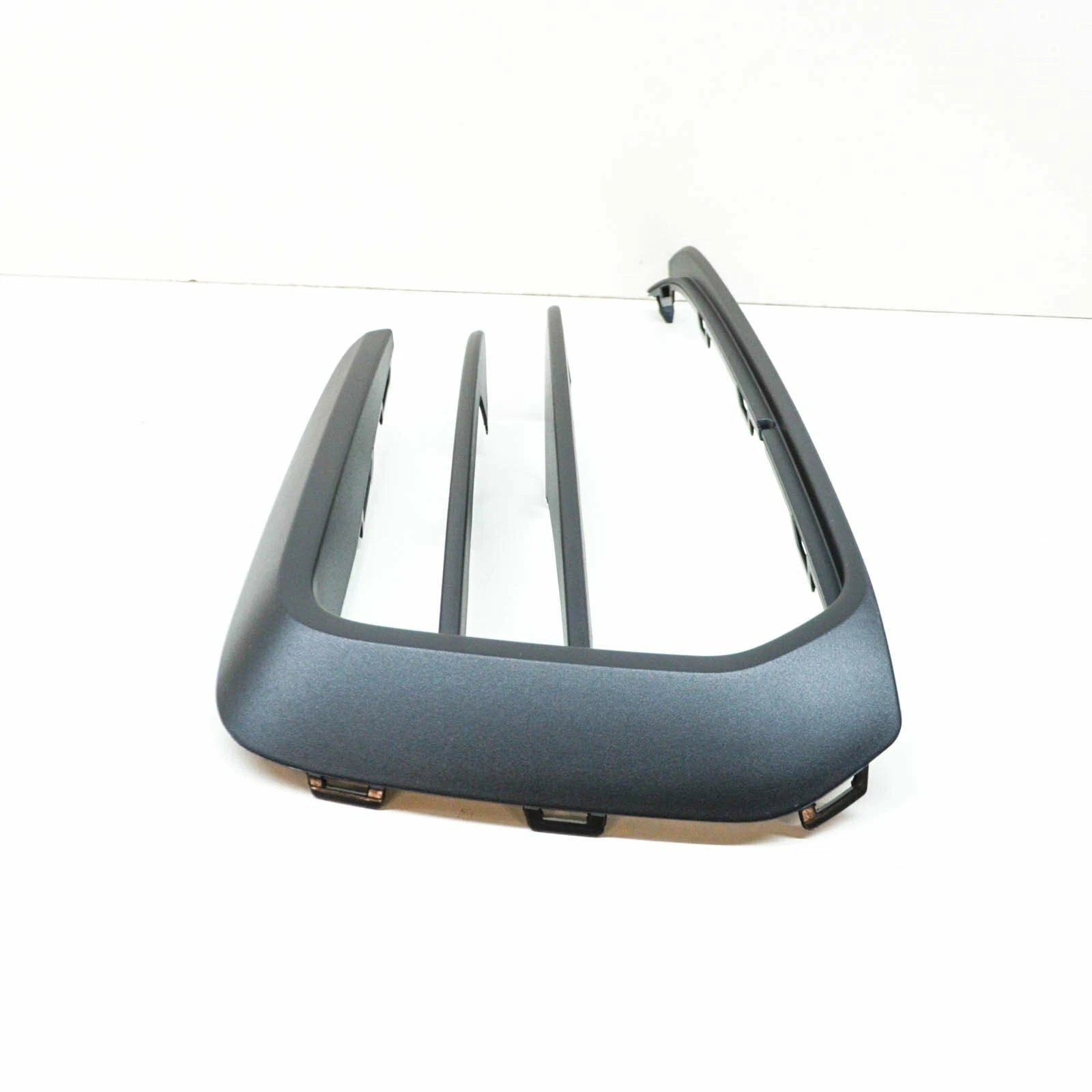NEW VW GOLF MK7 FRONT BUMPER RIGHT AIR GUIDE GRILLE 5G0853666P9B9