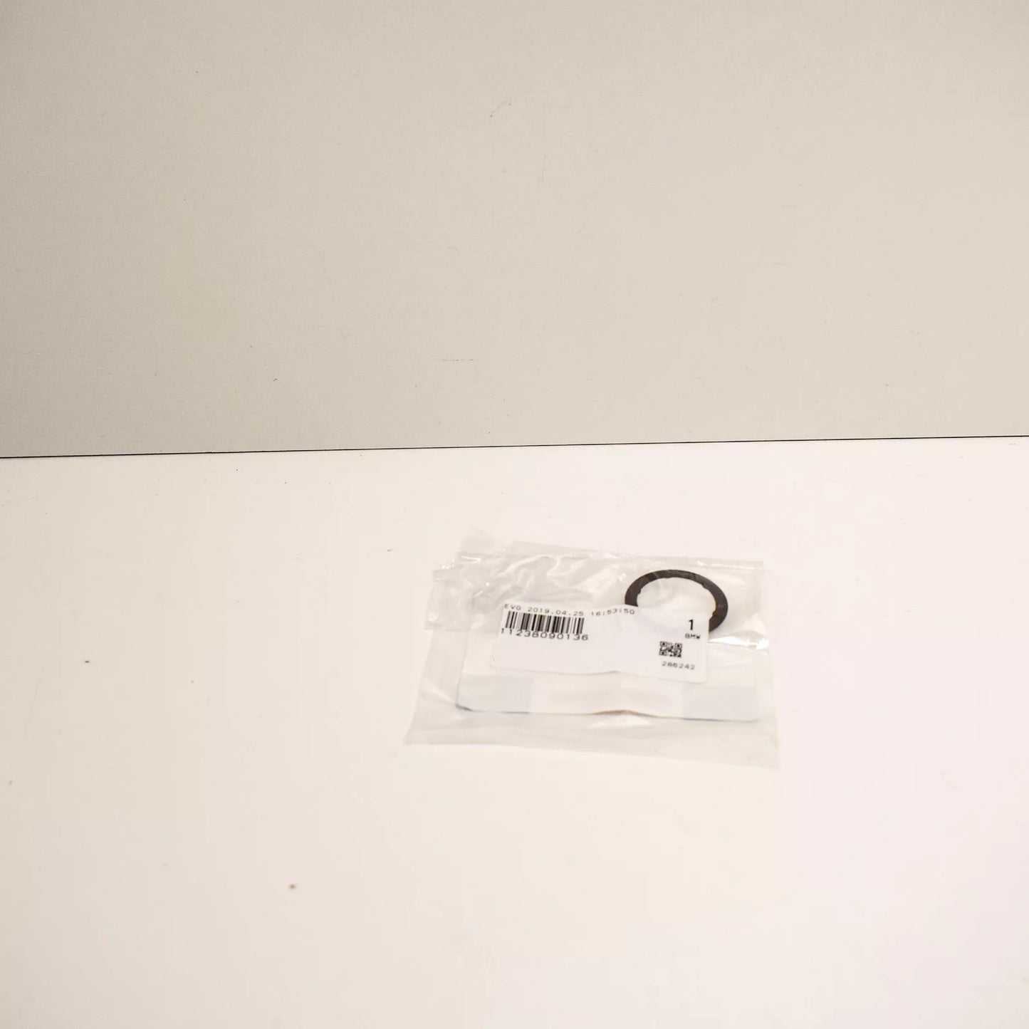 NEW BMW 1 E88 CONVERTIBLE VIBRATION DAMPER WASHER SEAL 11238090136 ORIGINAL