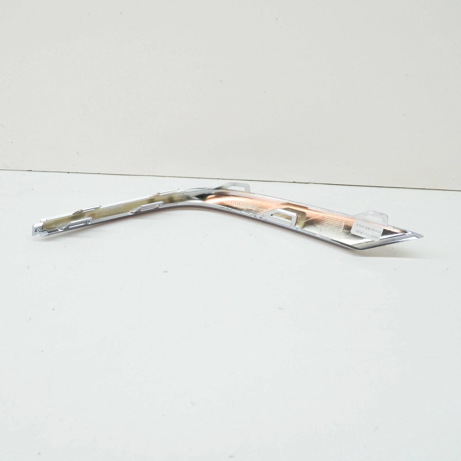 NEW AUDI A5 SPORTBACK 8W6 REAR LEFT BUMPER CHROME MOLDING 8W6853257A3Q7