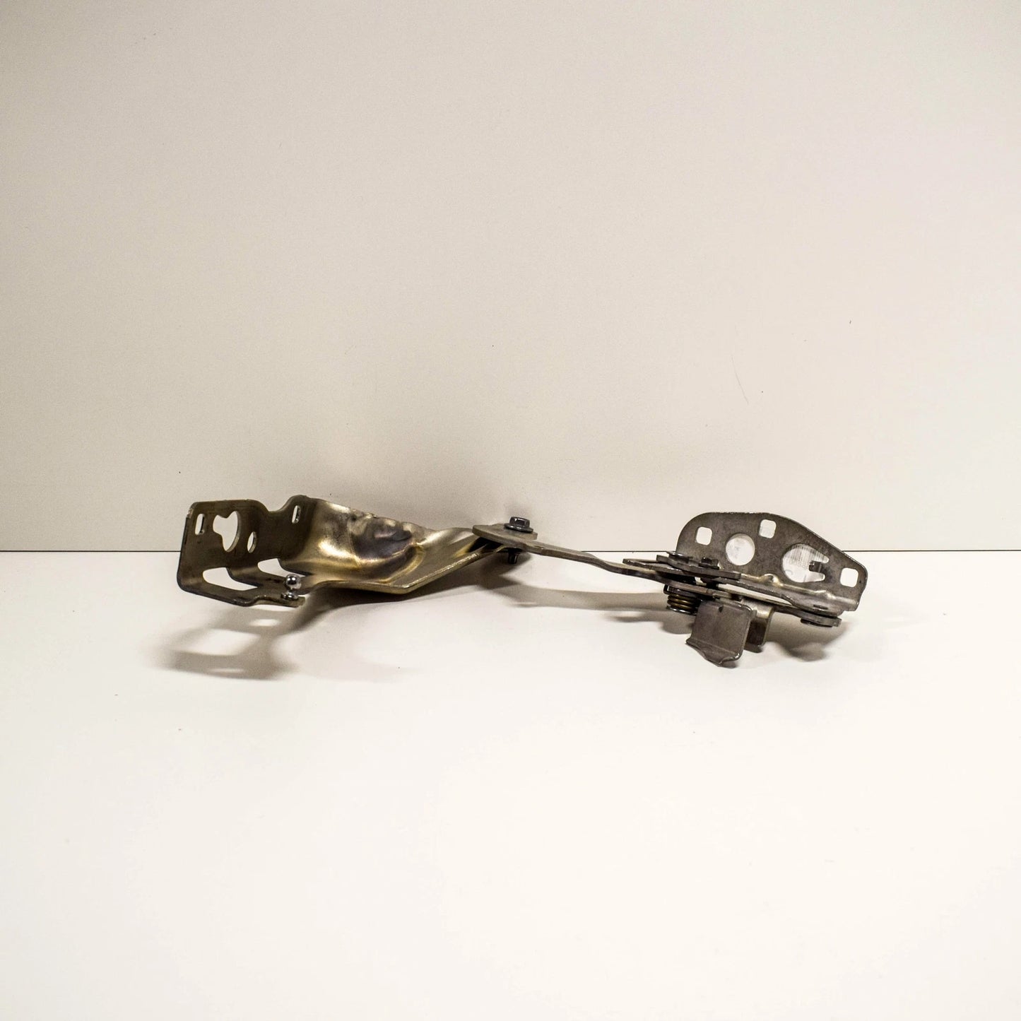 NEW MERCEDES BENZ E W213 FRONT LEFT BONNET HOOD HINGE A2138800128 ORIGINAL