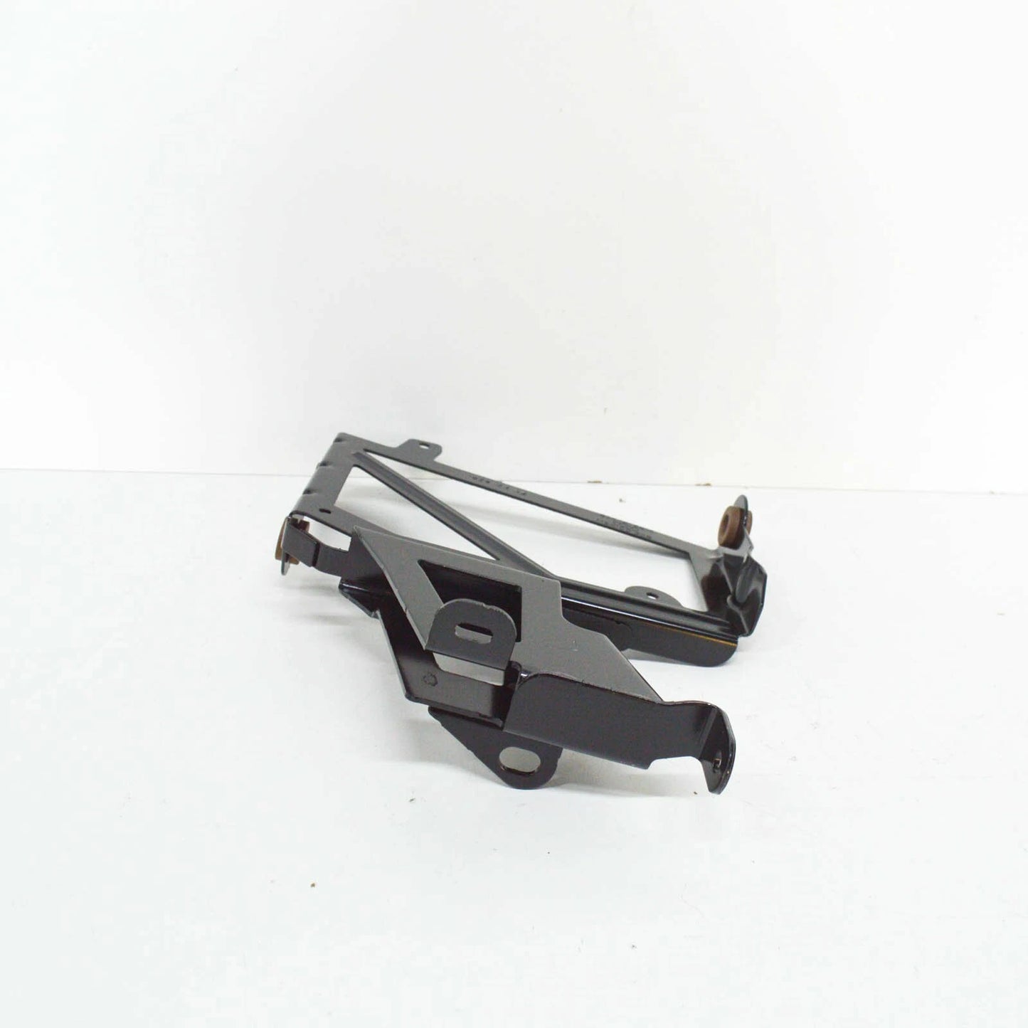 NEW AUDI Q5 FY ADDITIONAL COOLANT RADIATOR BRACKET LEFT 80A121261A