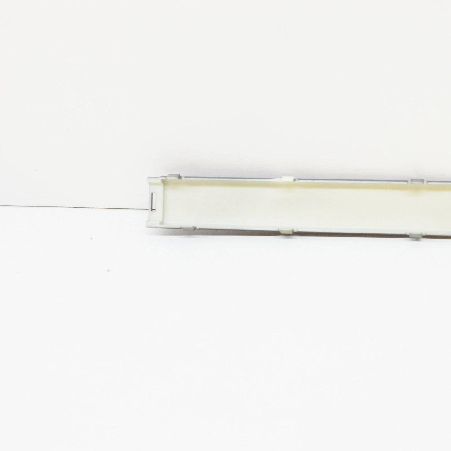 NEW BMW 5 E39 FRONT BUMPER STRIP GUARD TRIM CENTER 51117005985 ORIGINAL