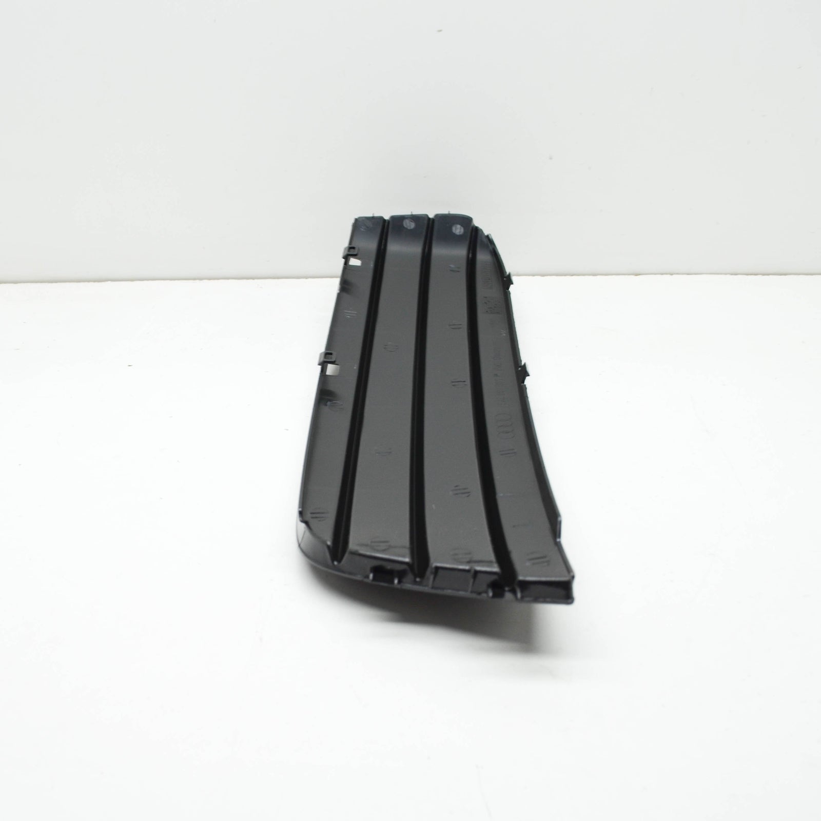 NEW AUDI A4 B8 FRONT BUMPER LEFT VENT GRILLE 8K080768101C ORIGINAL